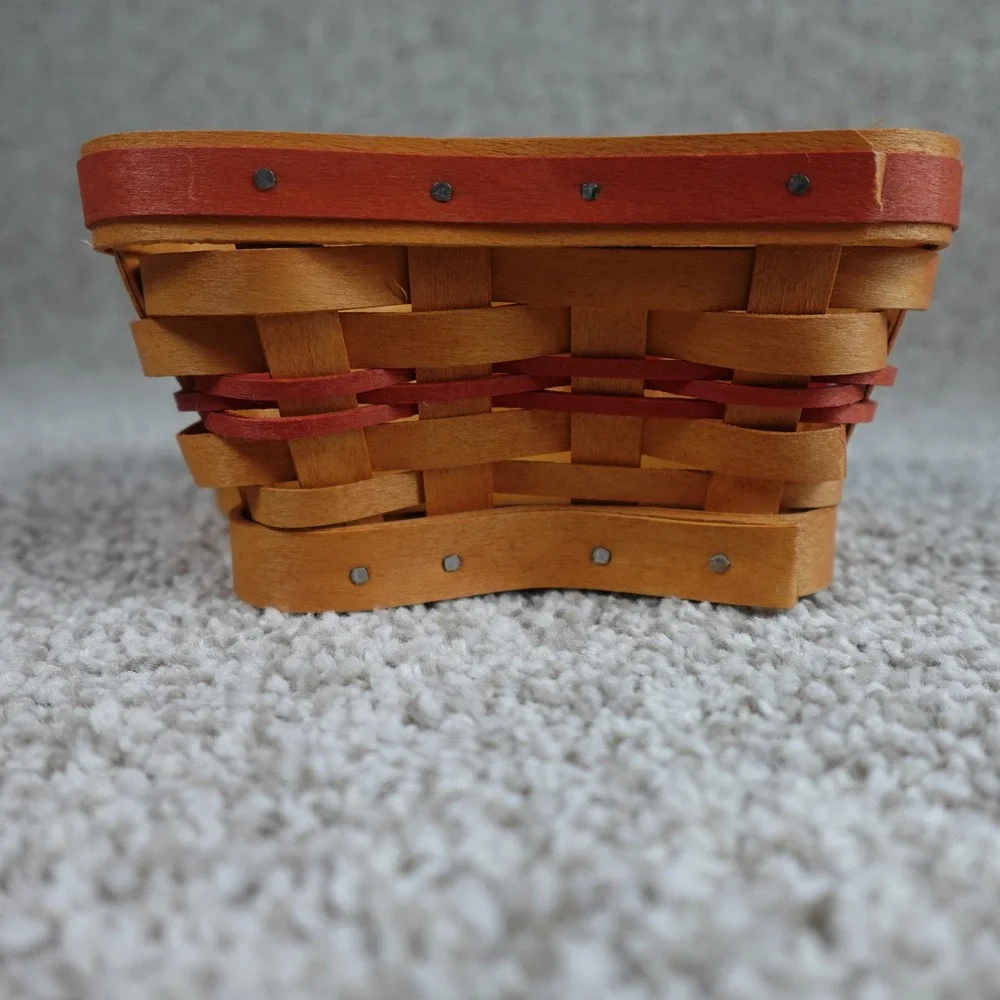 Longaberger 2001 Little Star Basket Red Accent Handwoven Wood Collectible‎ Ohio